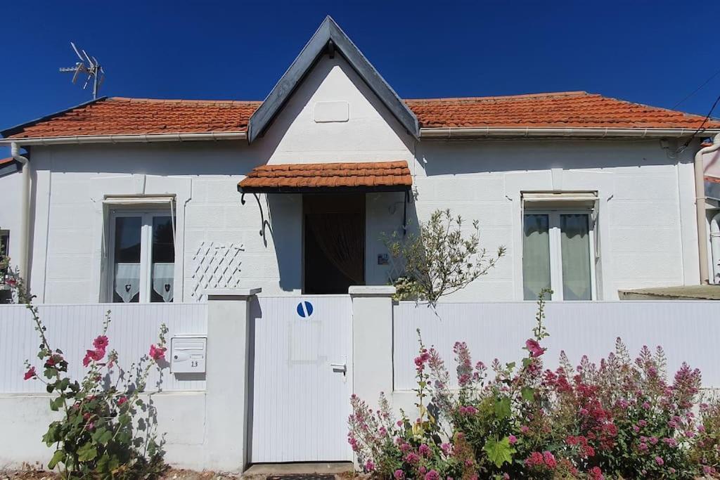 Charmante Maisonnette Proche Plage Châtelaillon-Plage Dış mekan fotoğraf